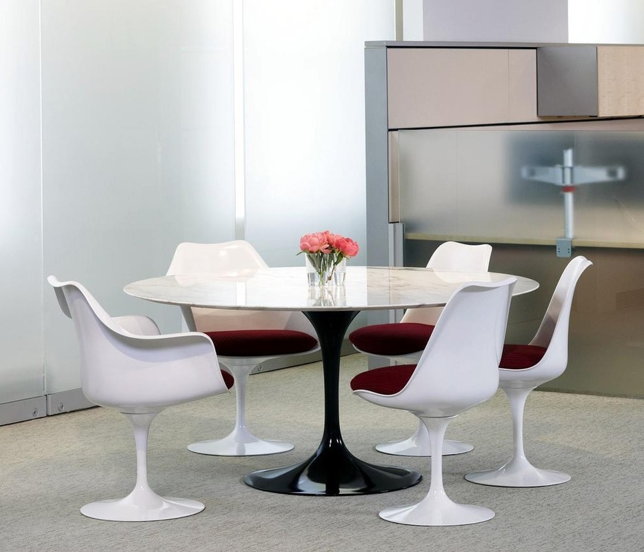 Cadeiras Tulipa de Eero Saarinen
