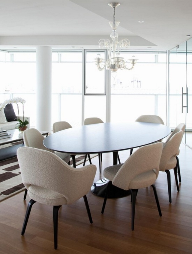 Sala de Jantar - Cadeiras Executivas de Eero Saarinen