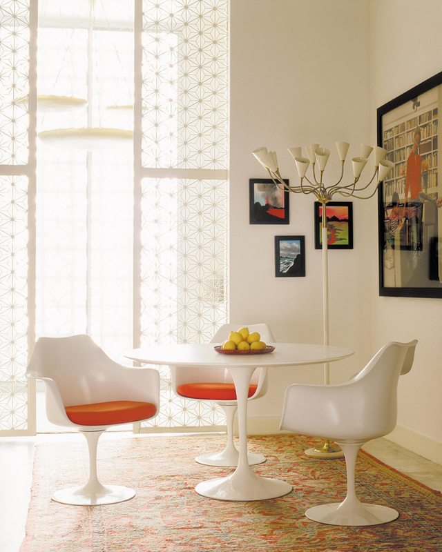 Sala de Jantar - Cadeiras Tulipa com braços de Eero Saarinen
