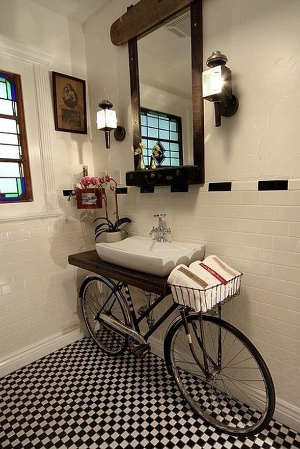 bicicleta antiga vintage casa de banho