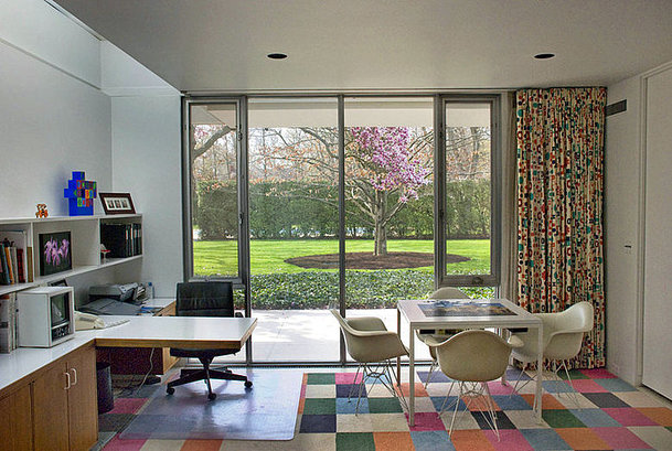 Escritório - Cadeira Tulipa com braços de Eero Saarinen